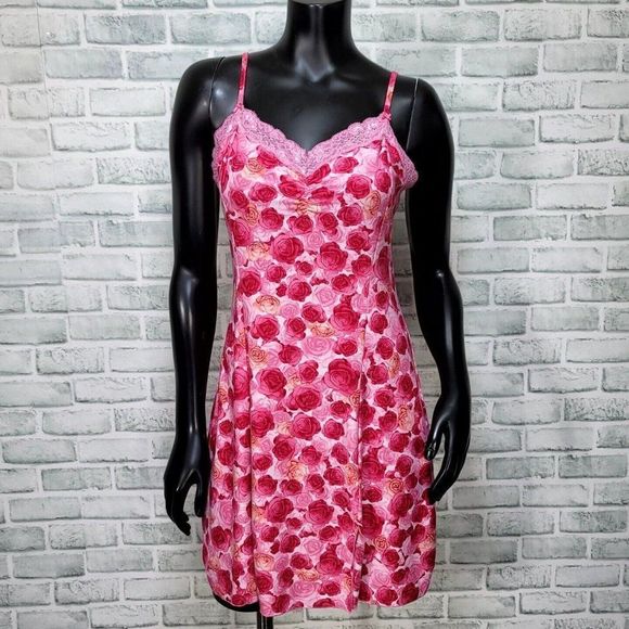 Vintage Other - Vintage 90s California Dynasty Expressions Pink‎ Rose Floral Nightgown Chemise